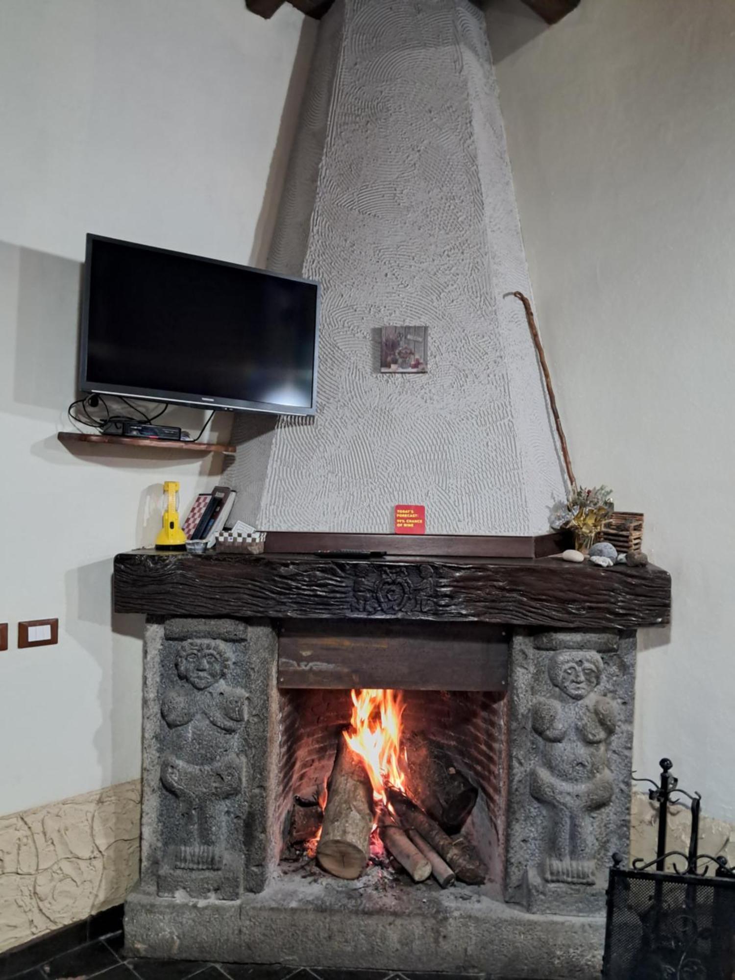 Casa Etna Villa Bronte Buitenkant foto